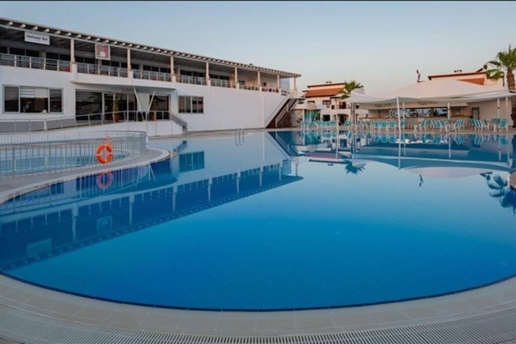 Fun&Sun Two Villas For Big Families Belek Kültér fotó